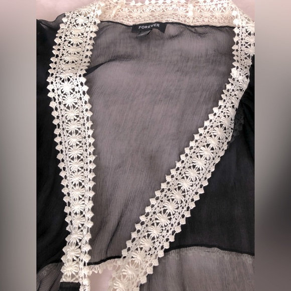 NWOT Forever 21 cropped sheer lace trimmed shrug - Picture 2 of 6